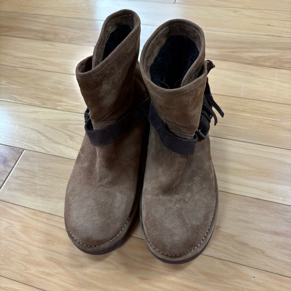 UGG Classic Luxe Karisa Boots Womens Sz 6 Brown Suede Shearling Ankle - Picture 3 of 11